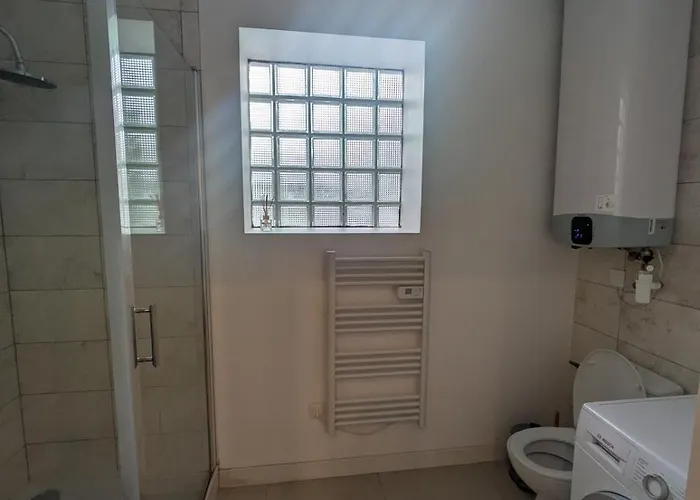 Апартаменты Avec Terrasse Мезон-Лафит